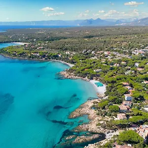 https://hotel-le-quattro-lune.in-sardinia.net