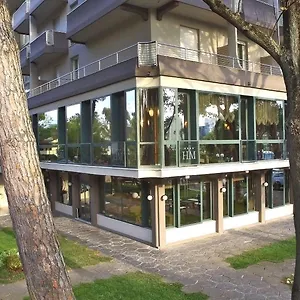 https://michelangelo-milano-marittima.emilia-romagnahotels.net