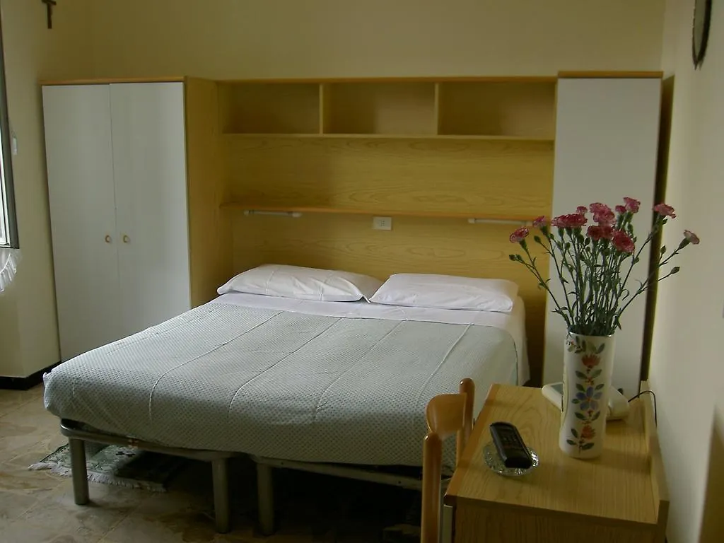 Albergo Kristina Bordighera 0*,  Italia