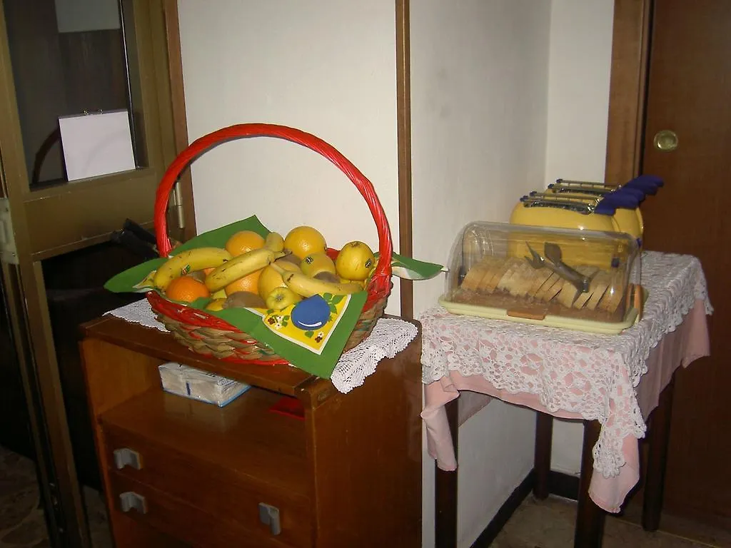 Albergo Kristina Bordighera 0*,  Italia
